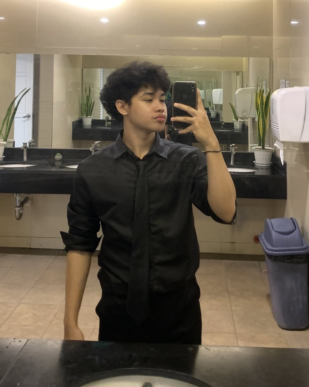 Formal mirror shot at internship event