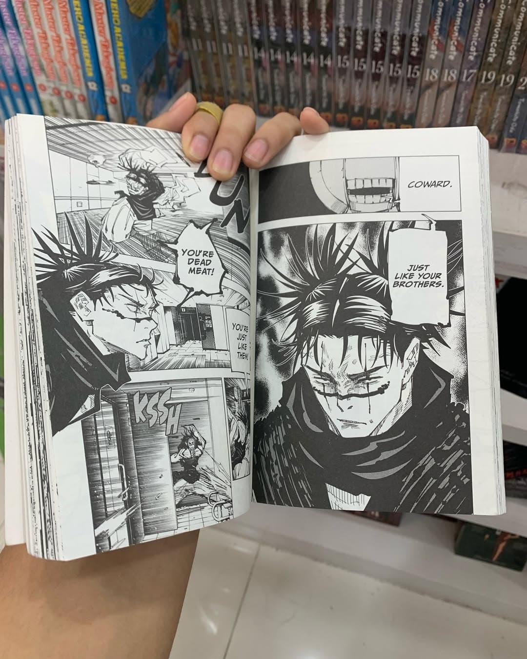 Mall day holding manga