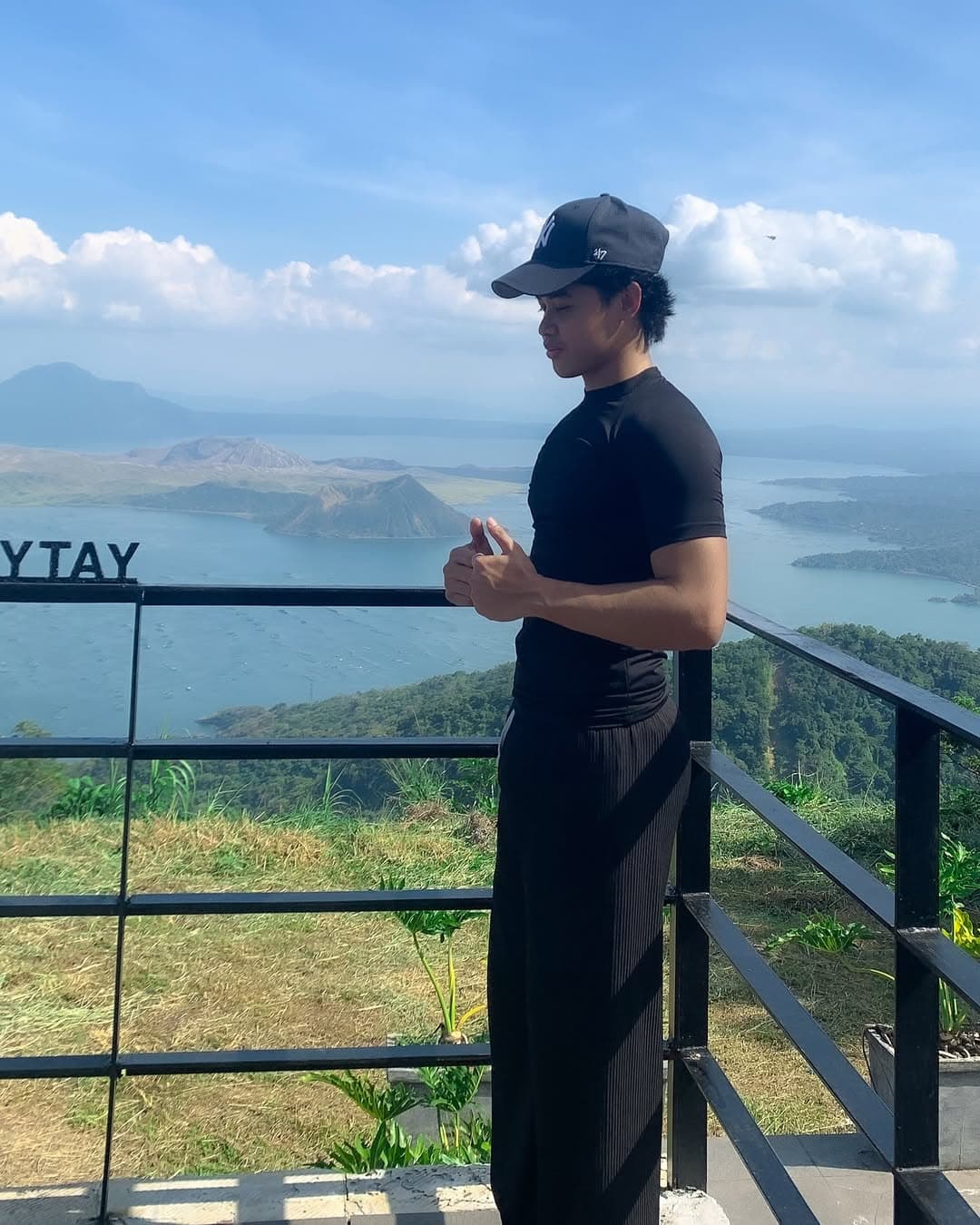 Tagaytay mountain all black fit